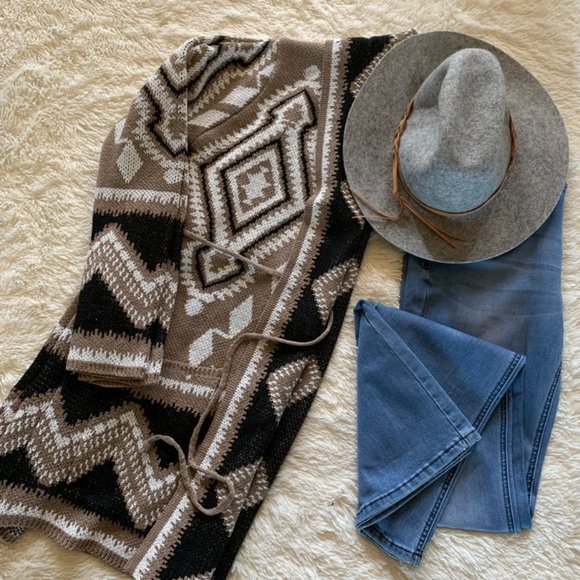 New Tribal Boho Western Ski Montana Cardigan Sweater - Picture 4 of 6